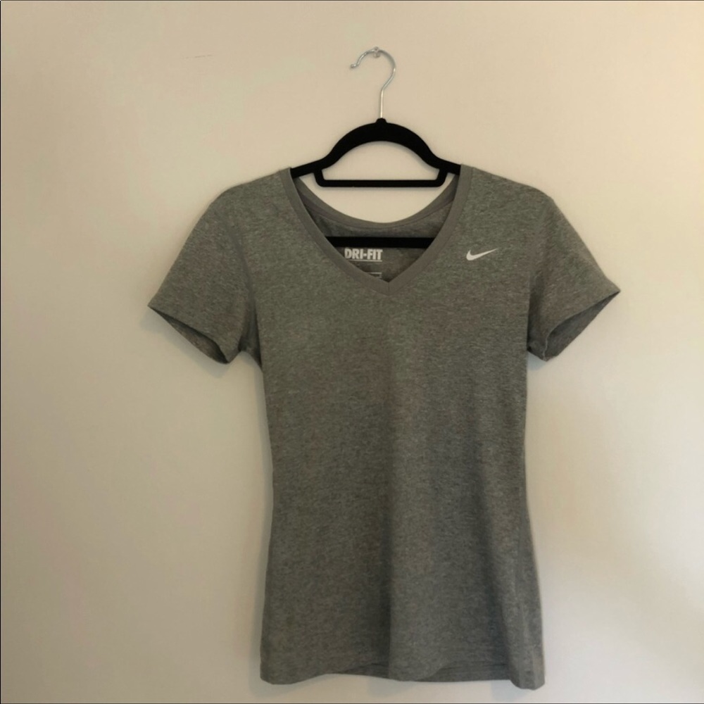 Gray Nike dri-fit shirt